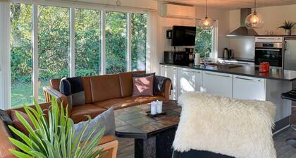 Awesome home in Hjerm with WiFi