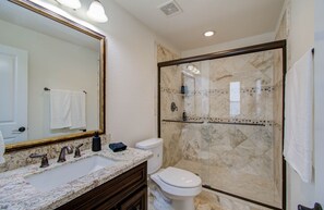 تجهيزات دش، مناشف، صابون، شامبو