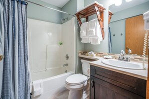 Shower, hair dryer, towels - Charming 2-Bedroom Suite w/ Hot Tub & Ski in/Out – Perfect for Families & Groups (Vernon)