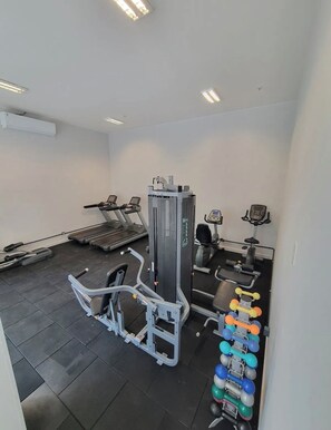 Fitness facility - Premiere Balcony Suite (Jacarepaguá Rio de Janeiro)