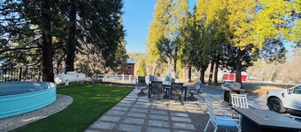 VanaHaven-Downtown,Pool,Firepit,Trees (WFH No $50 gate fee)