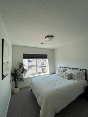 4 chambres, bureau, lit parapluie, Wi-Fi gratuit