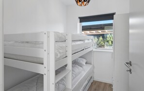 6 camere, ferro/asse da stiro, culla da viaggio, Wi-Fi gratuito