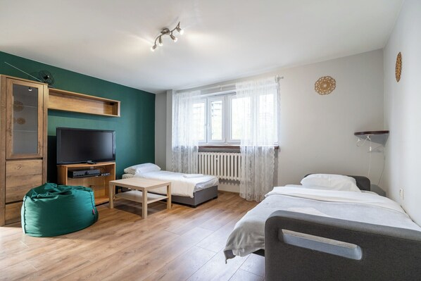 1 chambre, fer et planche à repasser, Wi-Fi, draps fournis