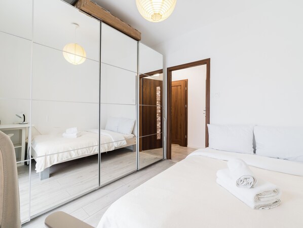 1 bedroom, iron/ironing board, WiFi, bed sheets