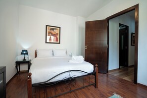 2 bedrooms, iron/ironing board, free WiFi, bed sheets - Cozy Apartment Near the Stadium (Rabat)