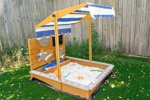 Children’s area - Private heated  pool house with mini golf (Kissimmee)