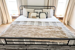 3 室のベッドルーム、アイロン / アイロン台、旅行用ベビーベッド、WiFi