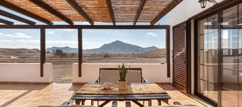 Vacation Home 'Casa Tagaide' with Wi-Fi