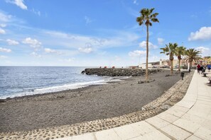 Beach nearby - Vacation Apartment 'Apartamento Romo' with Sea View and Wi-Fi (Candelaria)