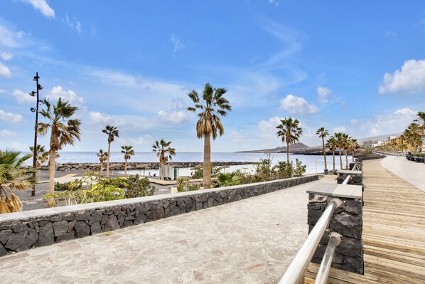 Property grounds - Vacation Apartment 'Apartamento Romo' with Sea View and Wi-Fi (Candelaria)