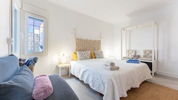 1 habitación, tabla de planchar con plancha, wifi gratis y ropa de cama