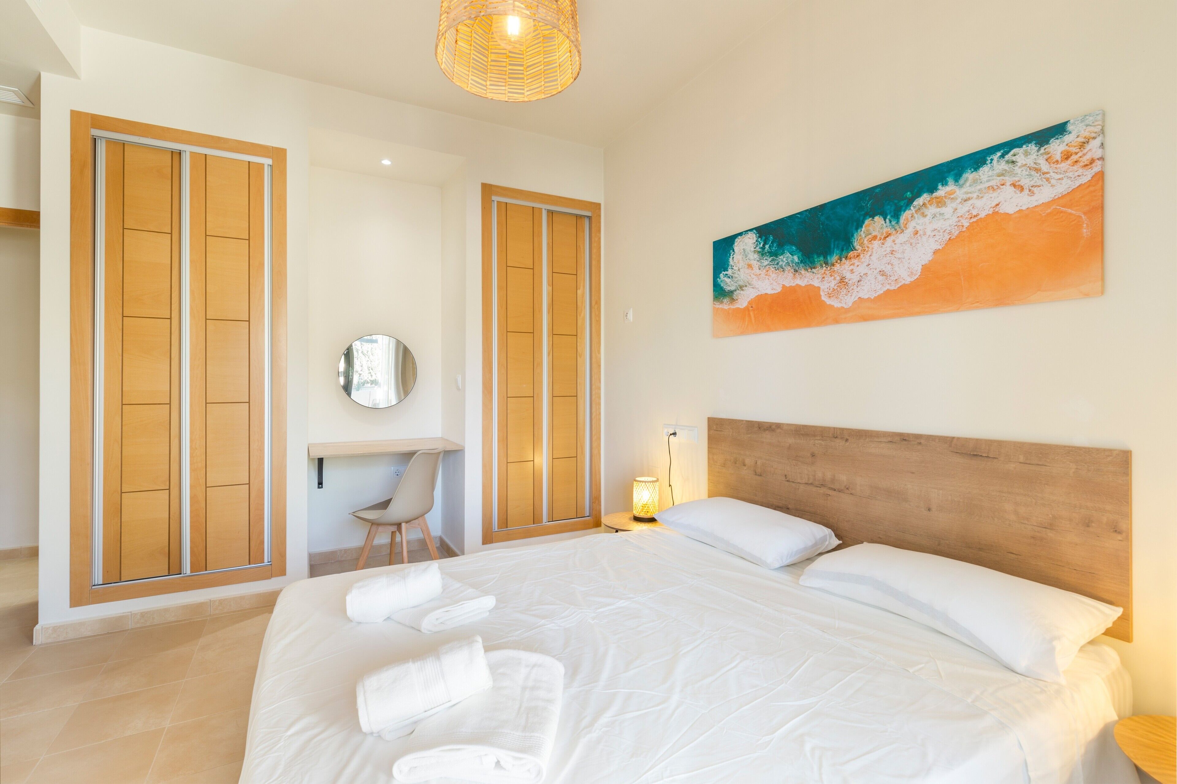 2 bedrooms, iron/ironing board, free WiFi, bed sheets