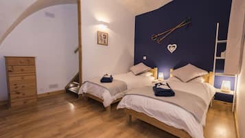 1 bedroom, iron/ironing board, free WiFi, bed sheets