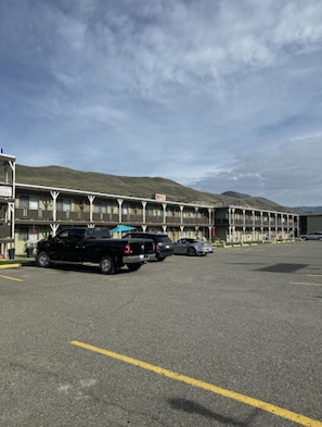 Exterior - Ashcroft Motel (Ashcroft)