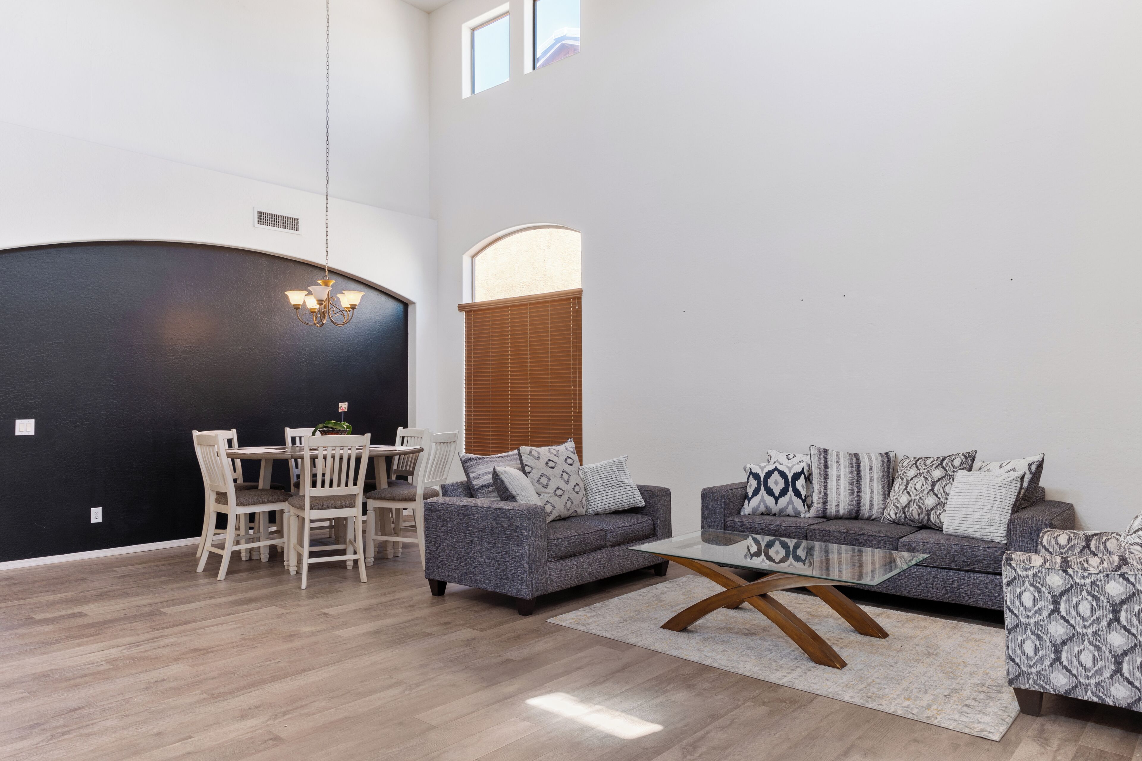 Smart-TV, PC-skjermer og printere