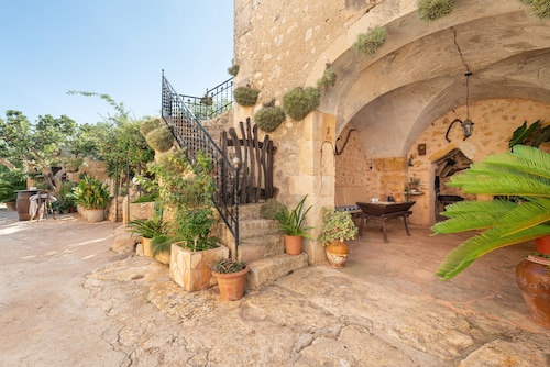 SAN SOLE - Beautiful rustic finca with private swimming pool and free Wifi