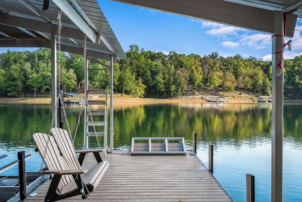 Terrace/patio - Lake Time on Lake Hartwell! (Anderson)