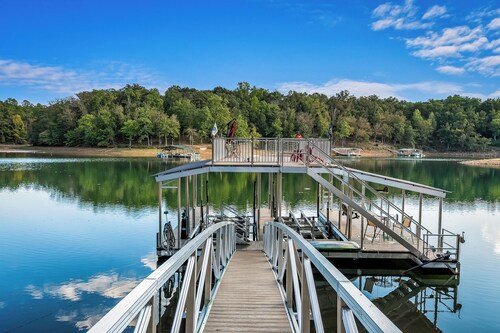 Lake Time on Lake Hartwell!