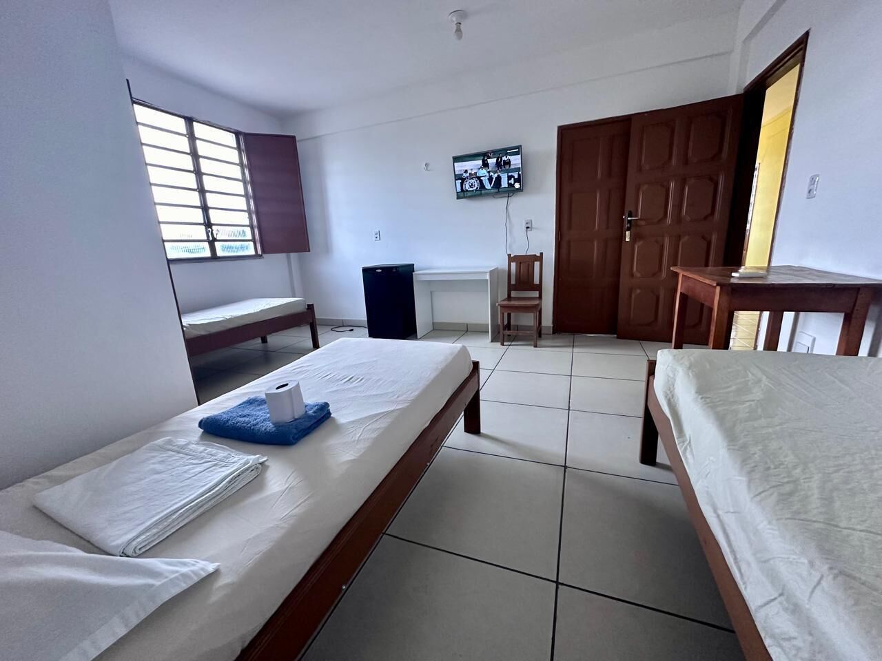 19 bedrooms, free WiFi, bed sheets