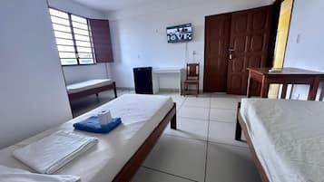 19 chambres, Wi-Fi gratuit, draps fournis