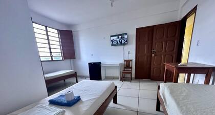 Hotel Ideal - Economic and Central