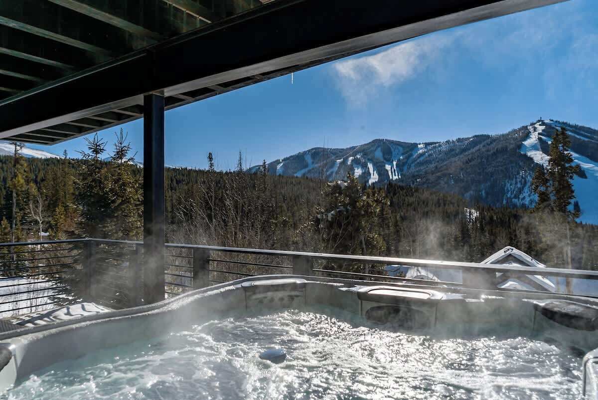 Bain à remous extérieur