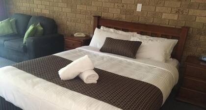 High Country Motor Inn