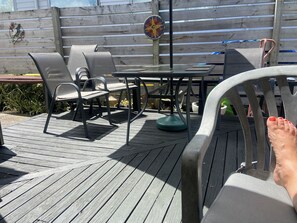 Outdoor dining - Back to Basics at Iconic Wharekaho Bay (Simpsons Beach) Whitianga (Wharekaho)