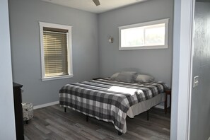 4 dormitorios, tabla de planchar con plancha, wifi gratis y ropa de cama