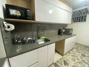Microwave, oven