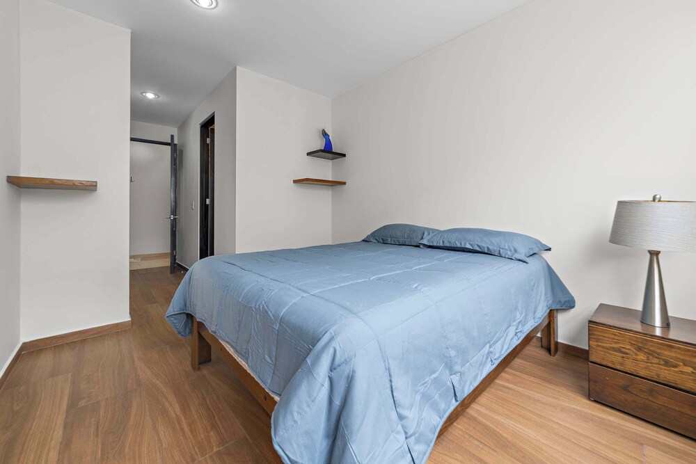 New Spacious Narvarte Condo with Pool and Gym Mexico City Vrbo