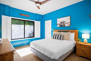 3 bedrooms, desk, travel crib, WiFi - Wild Wild West ~ Walk To Old Town + 3 Shared Pools (Scottsdale)