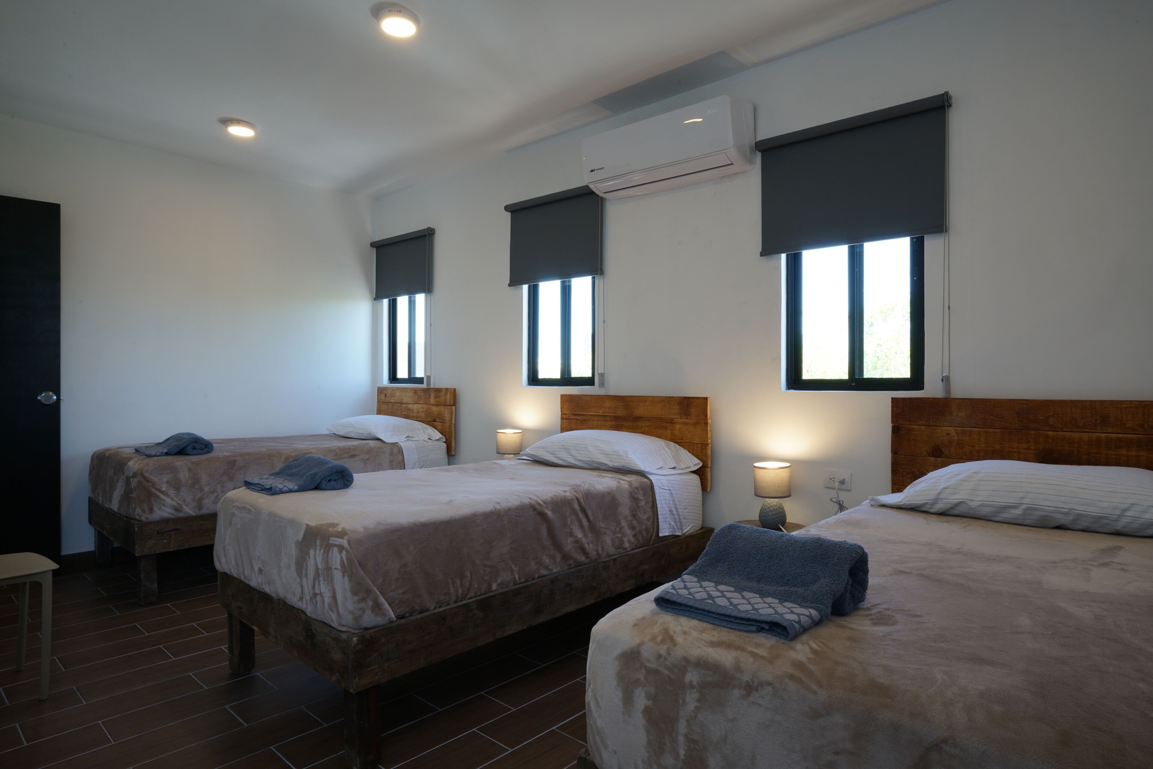 34 多间卧室、熨斗/熨衣板、WiFi、床单