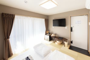 Comfort Double or Twin Room | In-room safe, laptop workspace, blackout drapes, iron/ironing board