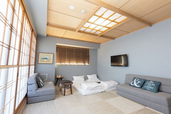 Family Room | In-room safe, laptop workspace, blackout drapes, iron/ironing board - Toko Ryokan (Tokyo)