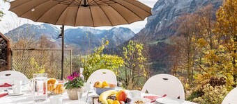 Holiday Home 'Am Berg' with Mountain View, Terrace, Sauna and Wi-Fi