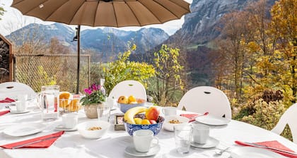 Holiday Home 'Am Berg' with Mountain View, Terrace, Sauna and Wi-Fi