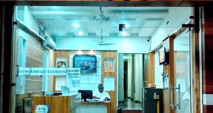 Goroomgo Guru kripa guest house Amritsar