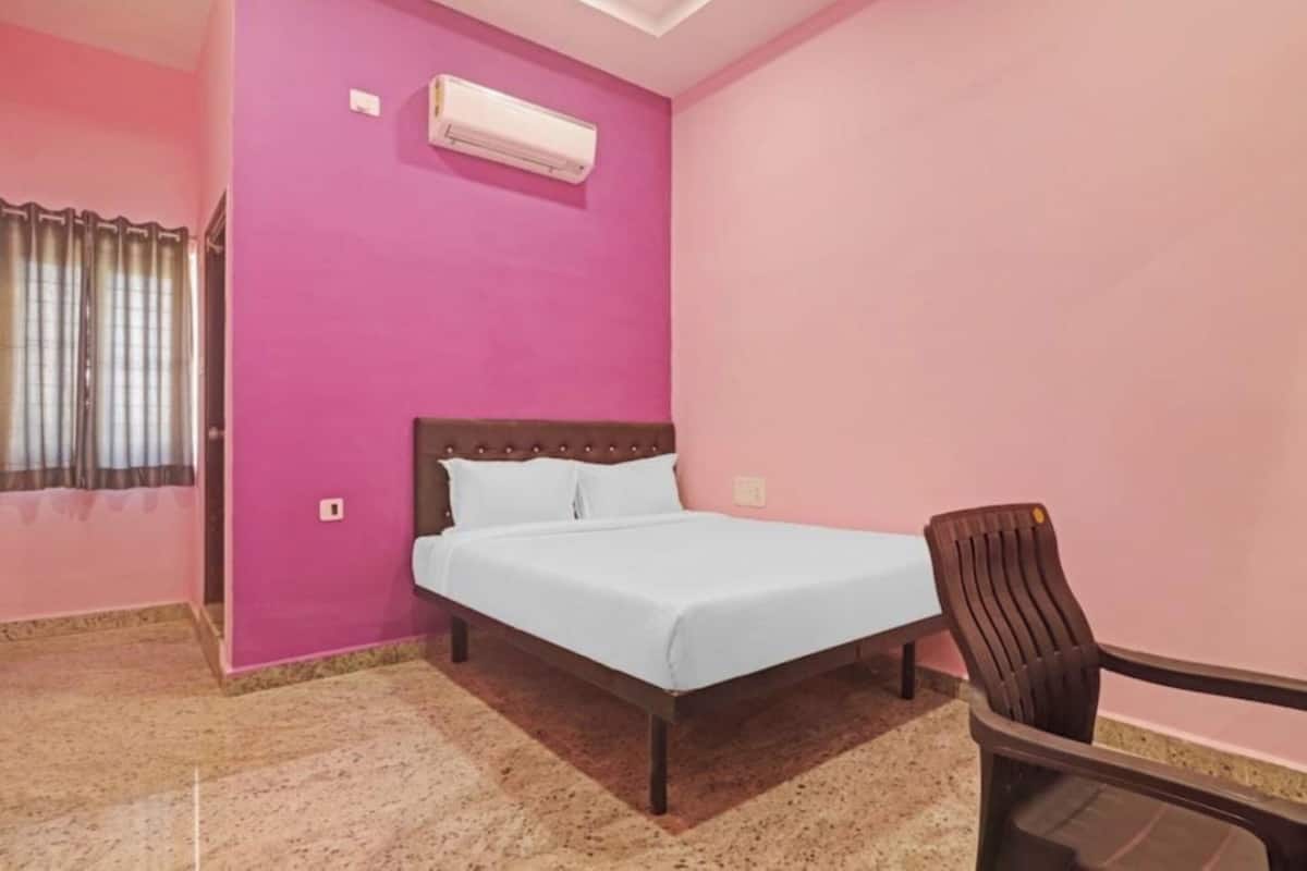 Deluxe Double Room, City View