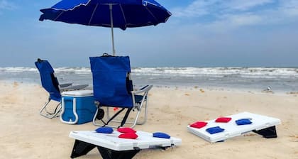 Beach Access Across the Street, Shared Heated Pool, Pet Friendly