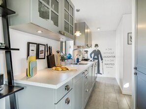 Fridge, microwave, oven, dishwasher