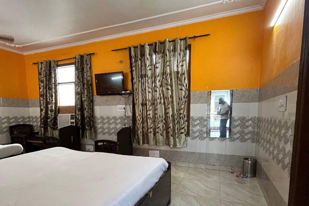 Family Room, City View | Free WiFi, bed sheets