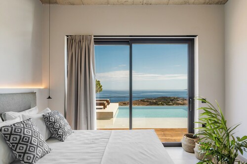 Sunlit & Airy Retreat with Endless Sea Views!