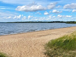 Beach - 4 Person Holiday Home in Hastveda (Hästveda)
