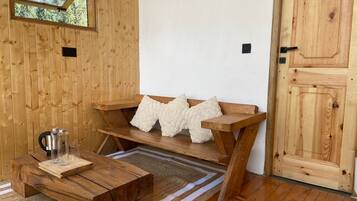 Luxury Villa, Mountain View | 1 bedroom, premium bedding, pillowtop beds, soundproofing