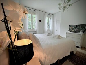 2 bedrooms, iron/ironing board, WiFi, bed sheets - Charming 2BR Apt near Padova, with outdoor dining patio and free car park (Sant'Agostino)