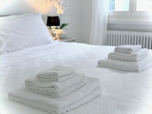 2 Schlafzimmer, Bügeleisen/Bügelbrett, WLAN, Bettwäsche