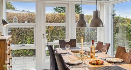 "Yngvy" - 500m from the sea by Interhome
