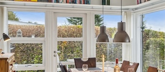 "Yngvy" - 500m from the sea by Interhome